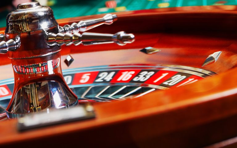 Mengklaim Jackpot: Panduan untuk Kemenangan Situs Poker online Kasino Maksimal